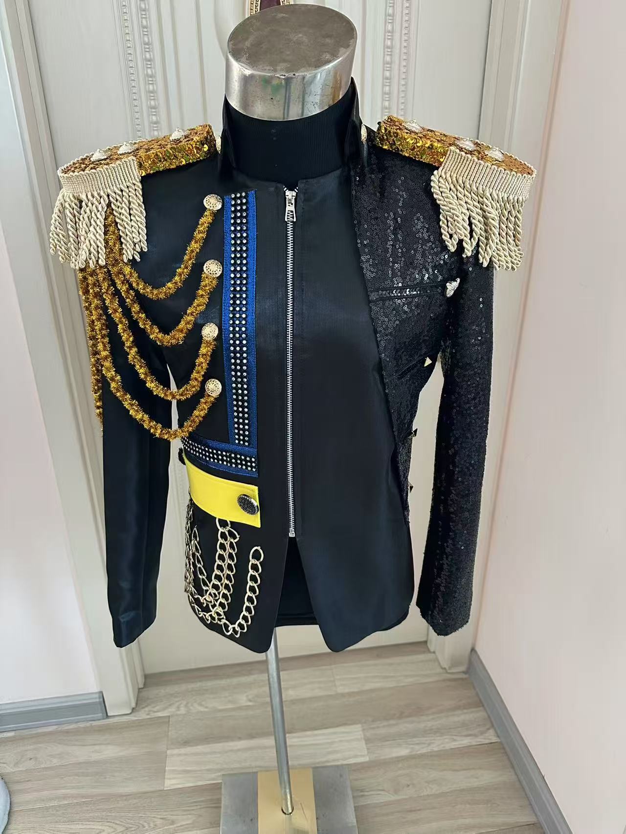 Men'S Formal Wear - 新しい男性タッセルロイヤルジャケットウェディングパーティー宴会フォーマルドレスクラブショーステージパフォーマンス着用