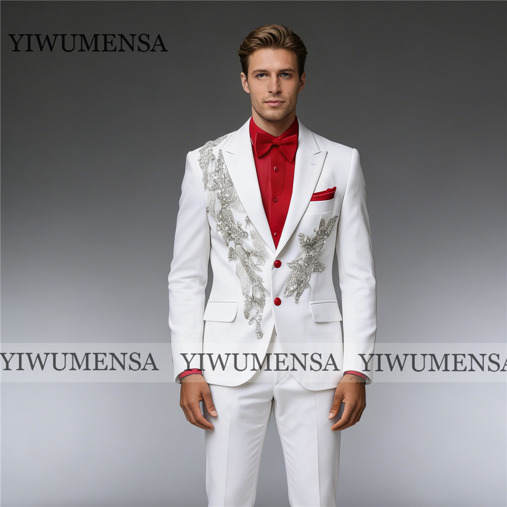 Men Formal Wear With Blazer - 結婚式用の高級メンズスーツ、キラキラ輝くクリスタルビーズ刺繍入りプロムブレザー、カスタムメイドフォーマルウェア、男性用衣装、トラヘス・パラ・オンブレ2026