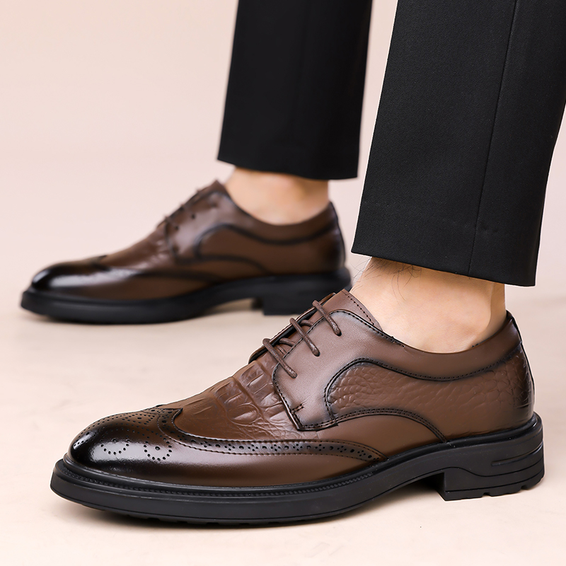 夏の新作革靴 メンズ ビジネスシューズ 通気孔付き ソフトボ - Formal Men Office Wear Sandals のレビューと価格
