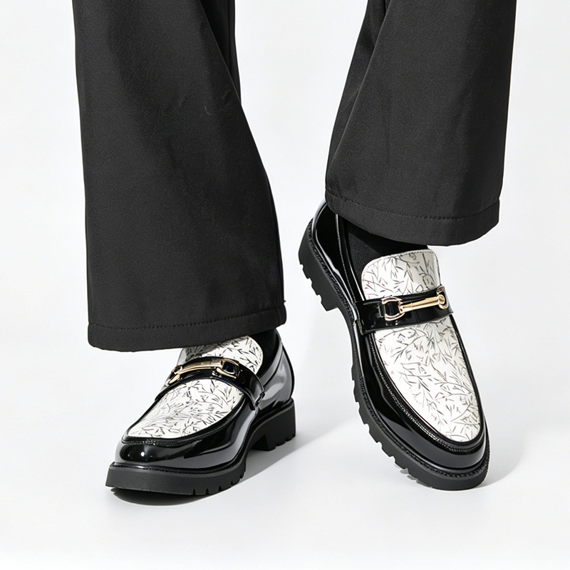 メンズツートーンバンブープリントパテントレザーローファー、メ - Men'S Formal Attire のレビューと価格
