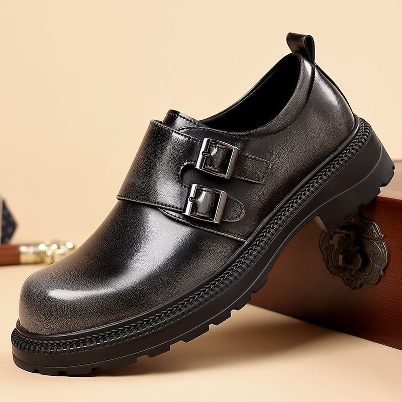 レトロブラウンメンズレザーカジュアルシューズ厚底耐摩耗性ビジ - Men Formal Wear Brown のレビューと価格