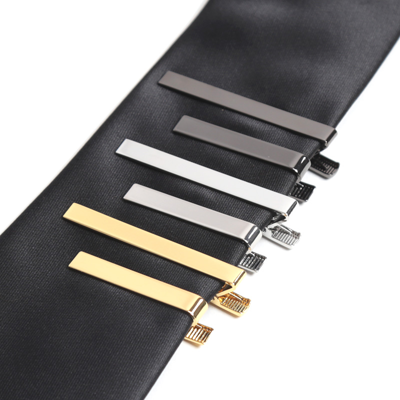 メンズファッションスタイルのネクタイクリップ、メタルトーンの - Tie Bar Clip のレビューと価格