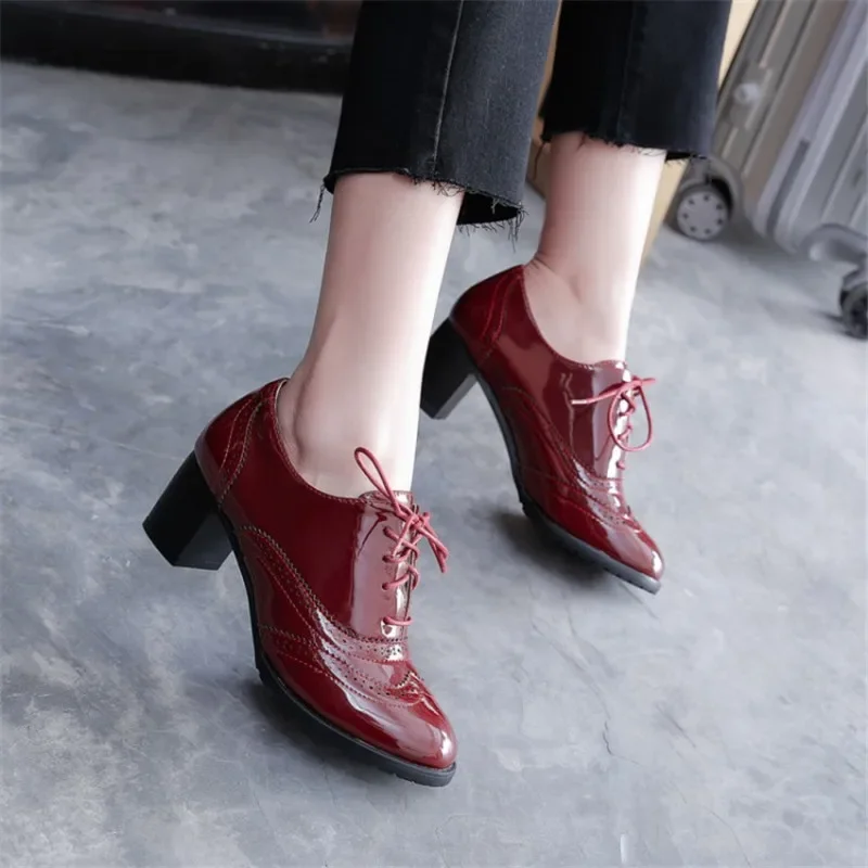 女性用パテントレザーハイブロックヒール、パーティードレス用パ - Patent Leather Oxford のレビューと価格
